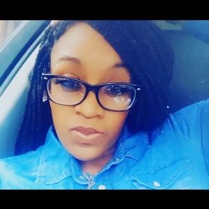 Meet your Posher, Kenyata